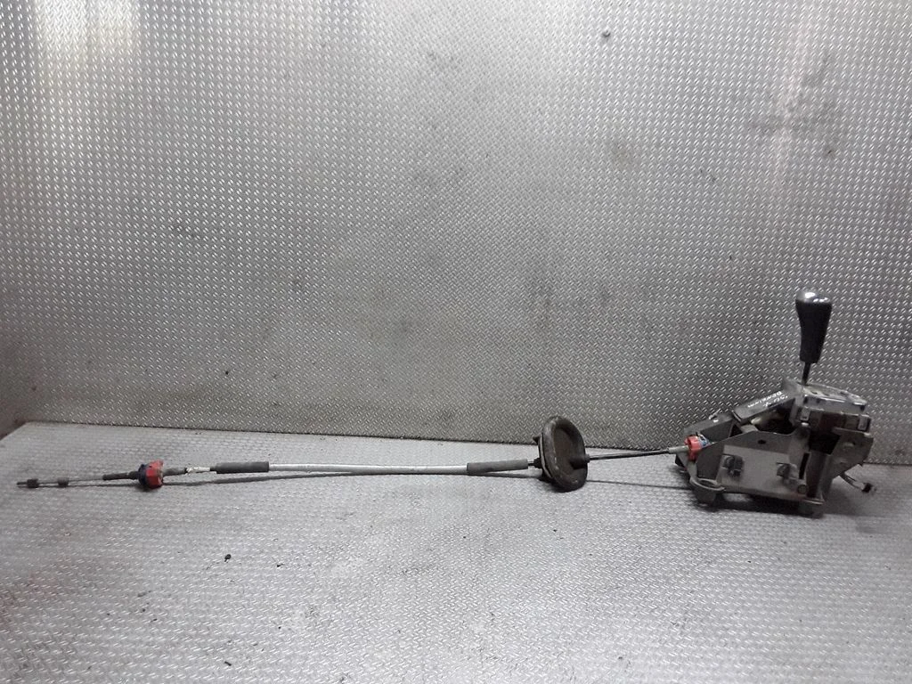 Gear selector mechanism – Peugeot 307 (2001-2005)
