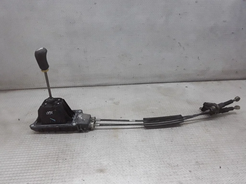 Gear selector mechanism – Renault Clio III (2005-2012)