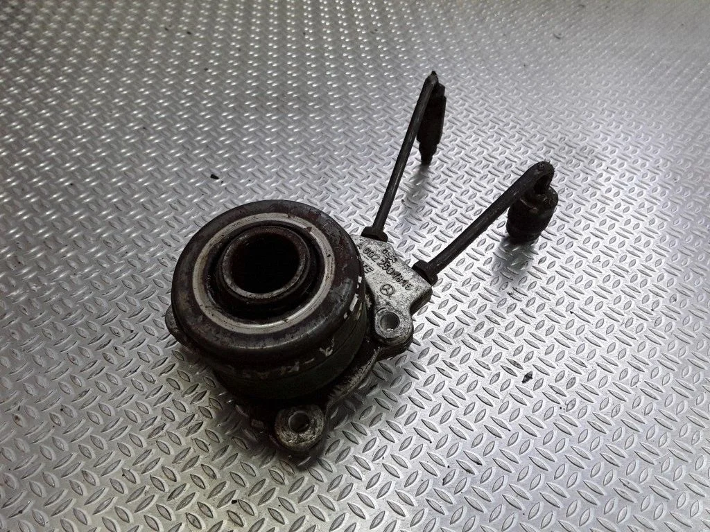 Clutch slave cylinder – Mercedes-Benz A-Class W168 (1997-2004)