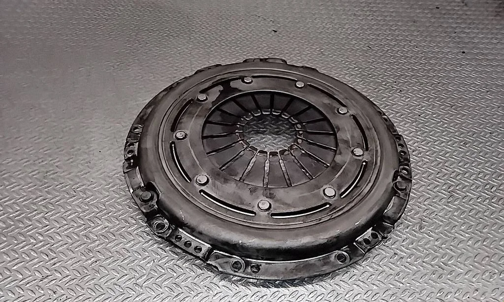Pressure plate – Nissan Qashqai+2 (2008-2010)