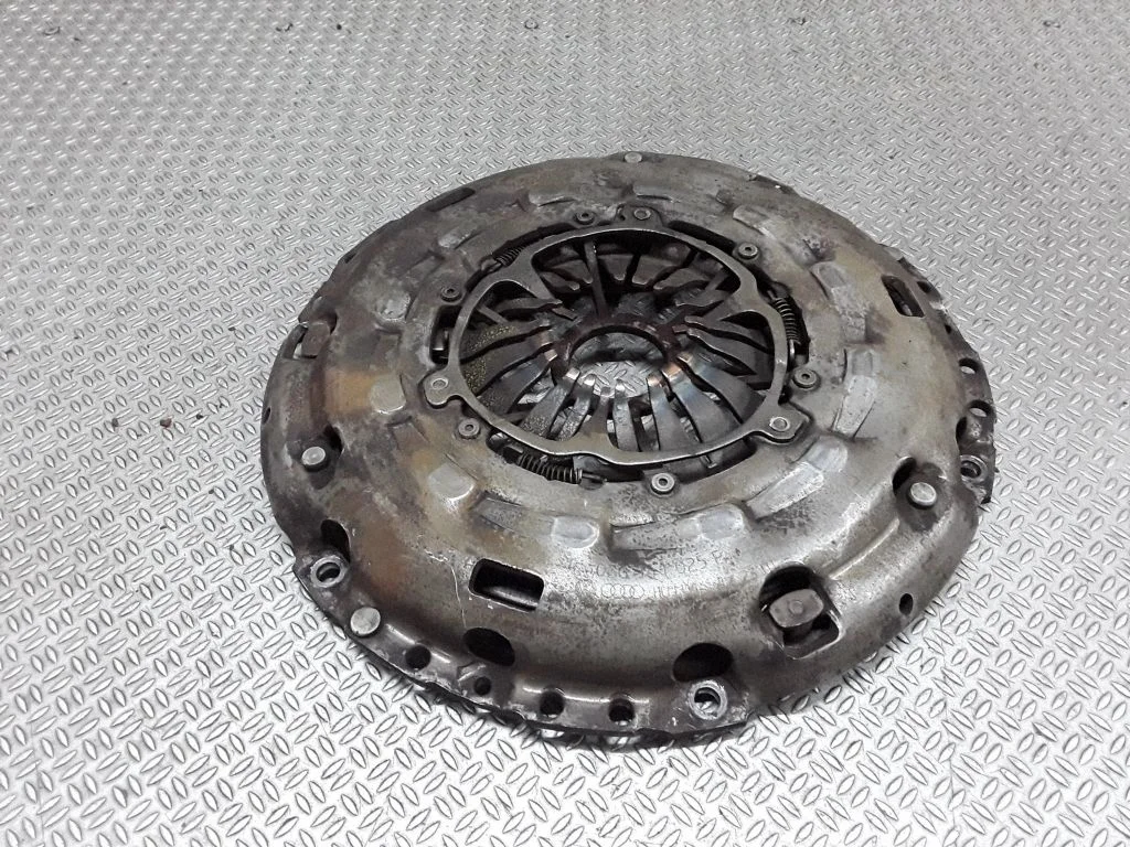Pressure plate – Audi A3 S3 8P (2003-2012)