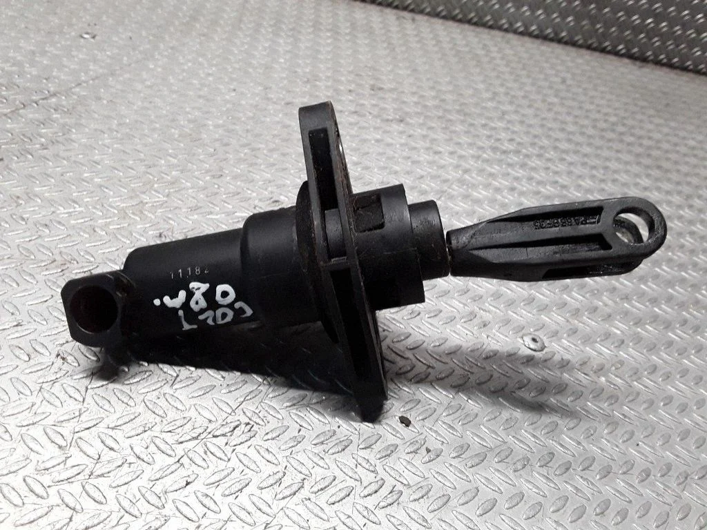 Clutch master cylinder – Mitsubishi Colt CZ3 (2006-2009)