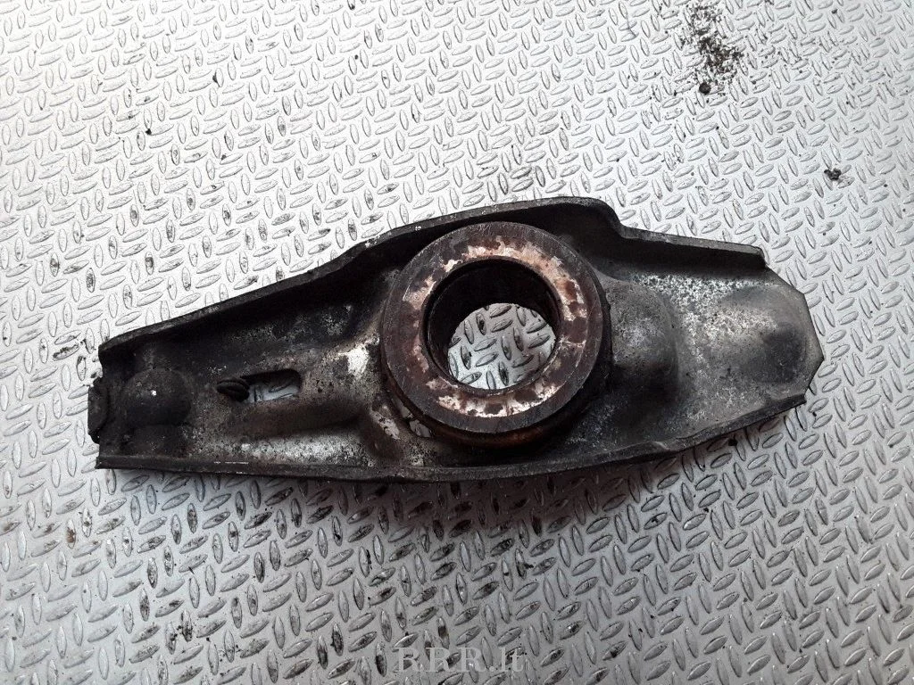 Siduri survelaager koos hoovaga – Audi A4 S4 B5 8D (1994-1999)