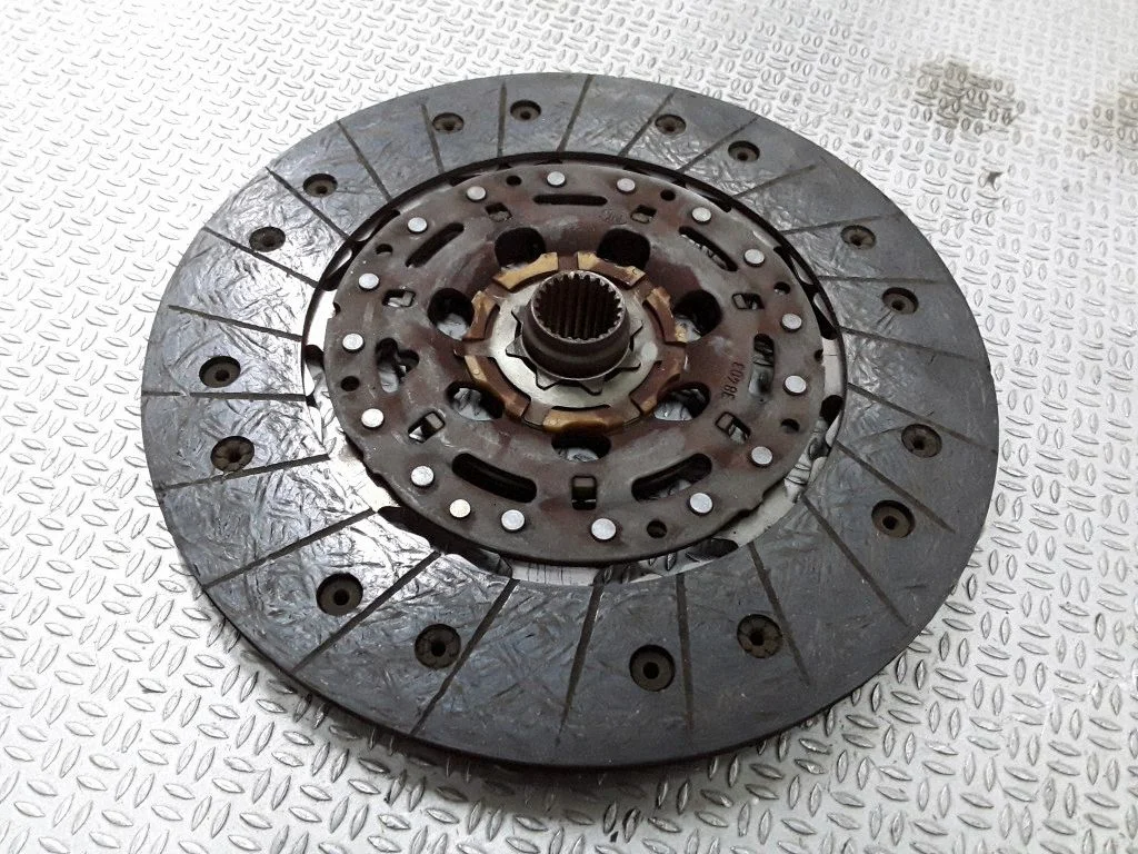 Clutch pressure plate – Volkswagen Golf IV (1998-2005)