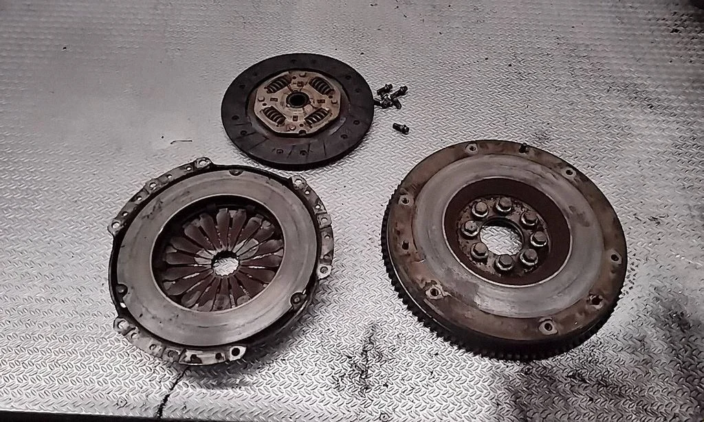 Clutch set kit – Mini One - Cooper R50 - 53 (2001-2006)