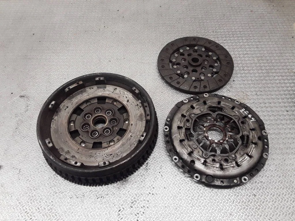 Clutch set kit – Renault Espace IV (2002-2014)