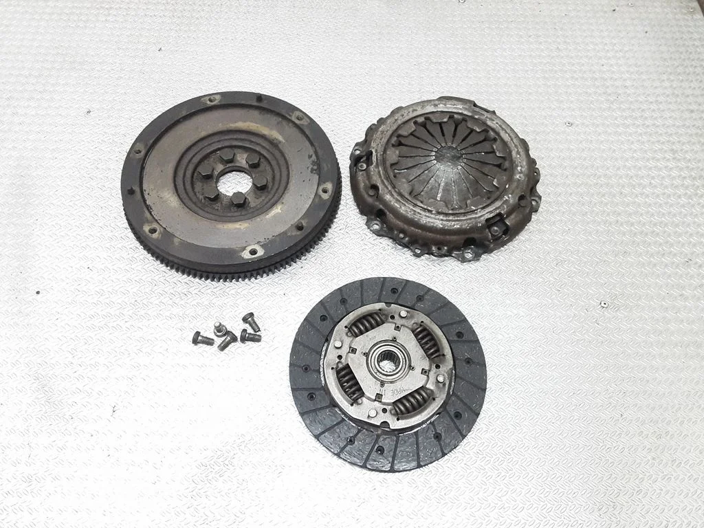 Clutch set kit – Citroen C3 (2002-2004)