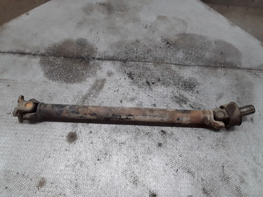 Front prop shaft – Mitsubishi Pajero (1991-1999)