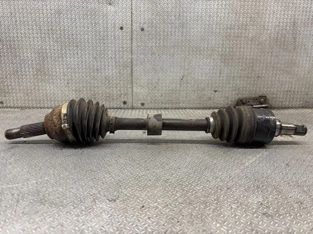 Front driveshaft – front left