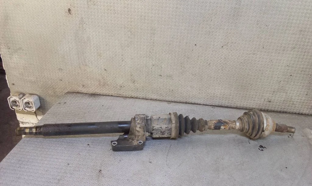 Front driveshaft – Fiat Croma (2006-2016)