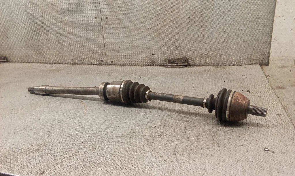 Front driveshaft – right