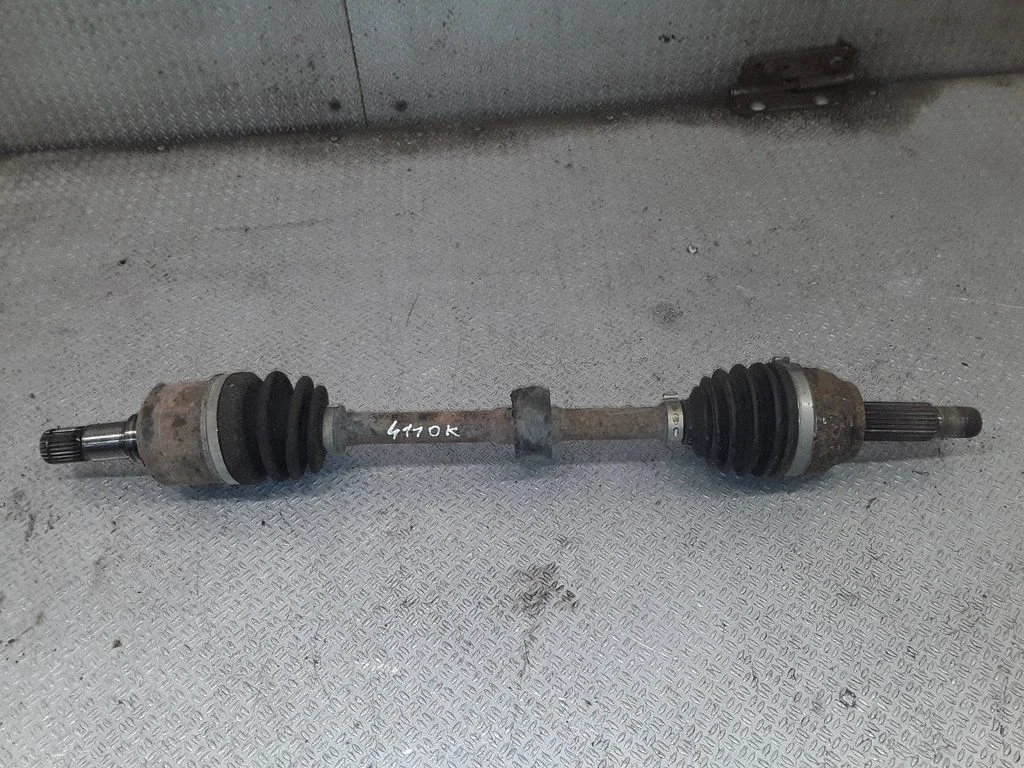 Front driveshaft – left