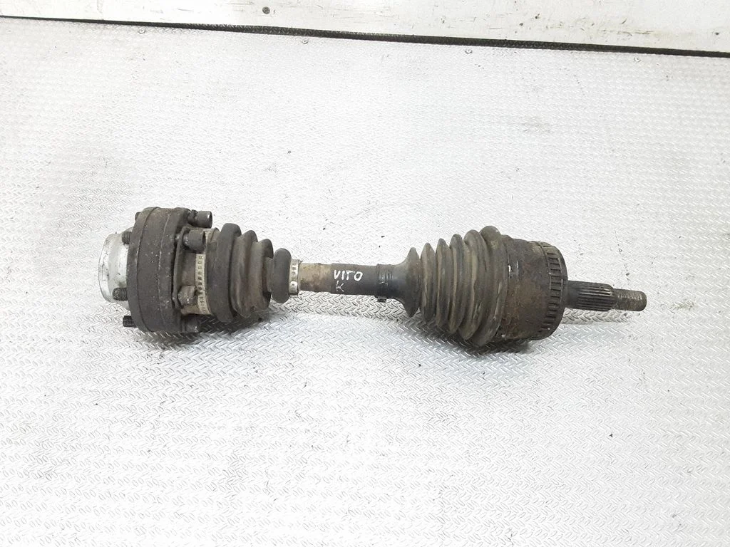 Front driveshaft – left