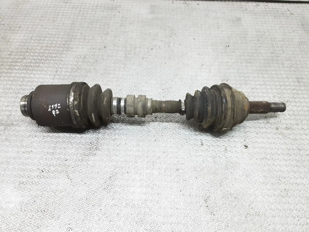 Front driveshaft – Nissan Murano Z50 (2002-2008)