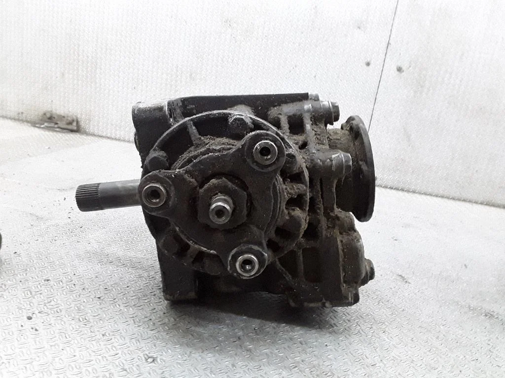 Ātrumkārbas reduktors (sadales kārba) 02M409173