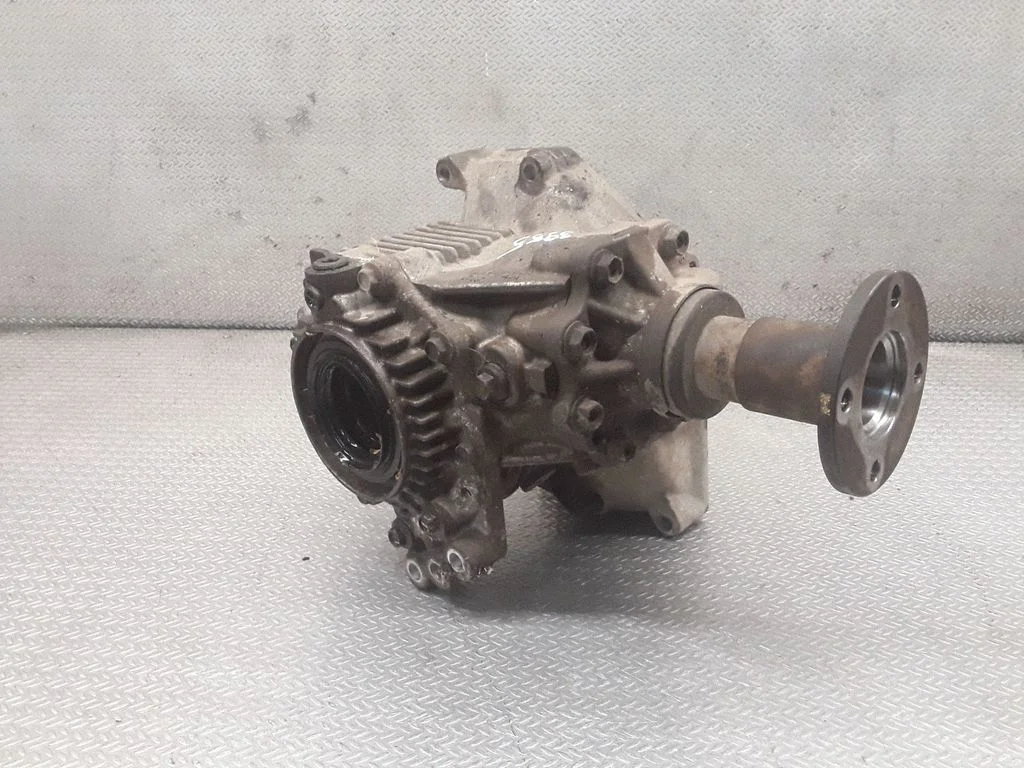 Gearbox transfer box case – Nissan Murano Z50 (2002-2008)