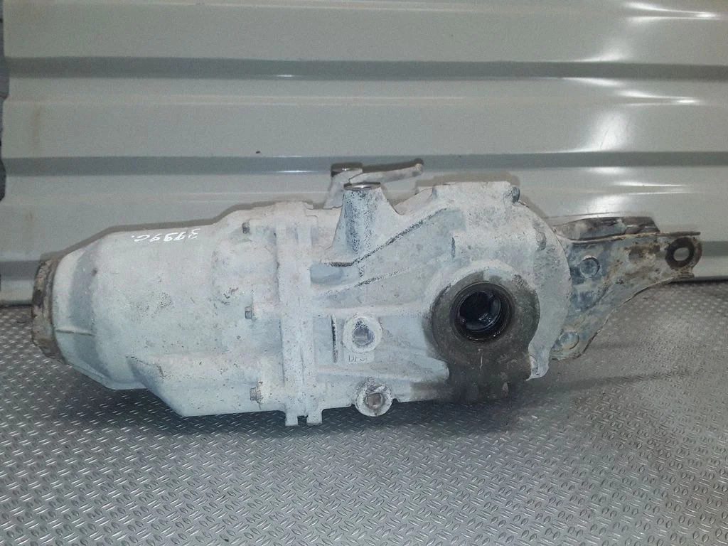 Rear differential – Honda CR-V (2002-2006)