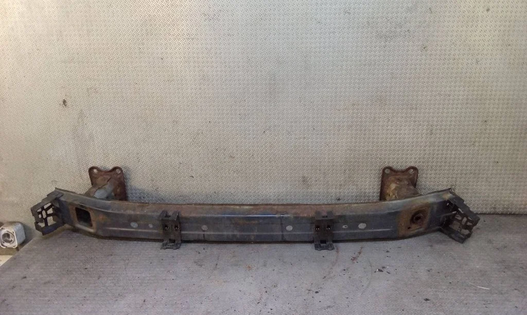Esistange põikitala – Subaru Outback (2009-2014)