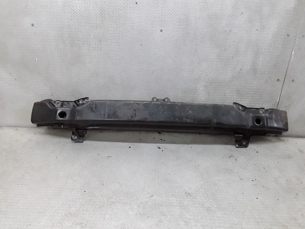 Front bumper cross member – Volkswagen Jetta IV (1999-2005)