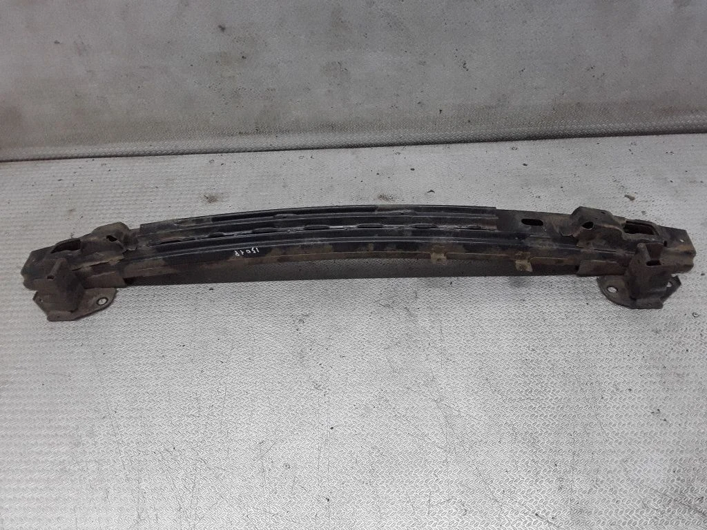 Front bumper cross member – Hyundai Santa Fe (2006-2012)