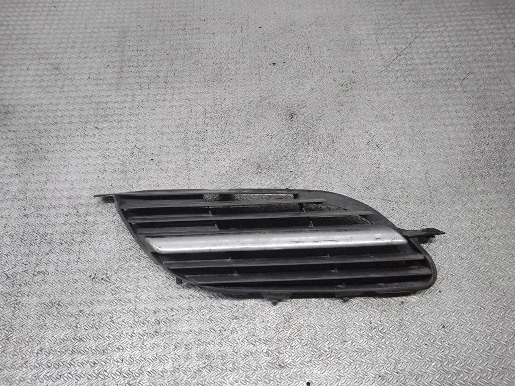 Front bumper lower grill – Nissan Almera N16 (2000-2010)