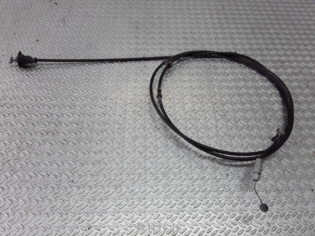 Engine bonnet/hood lock release cable