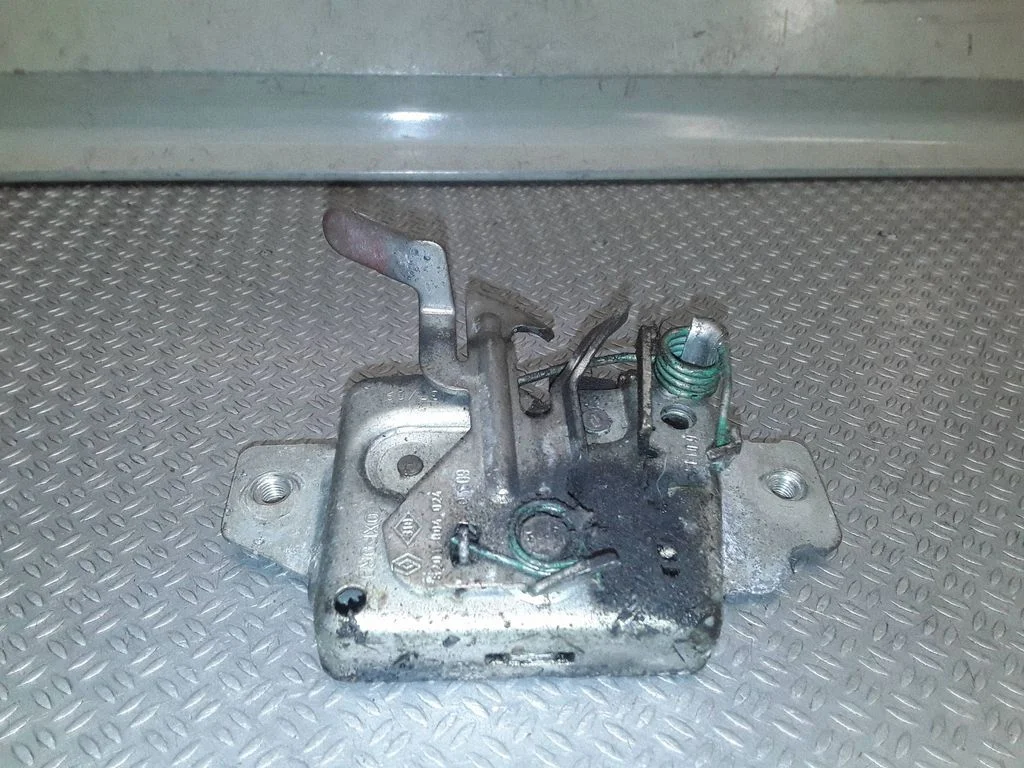 Mootorikapoti lukk – Renault Clio III (2005-2012)