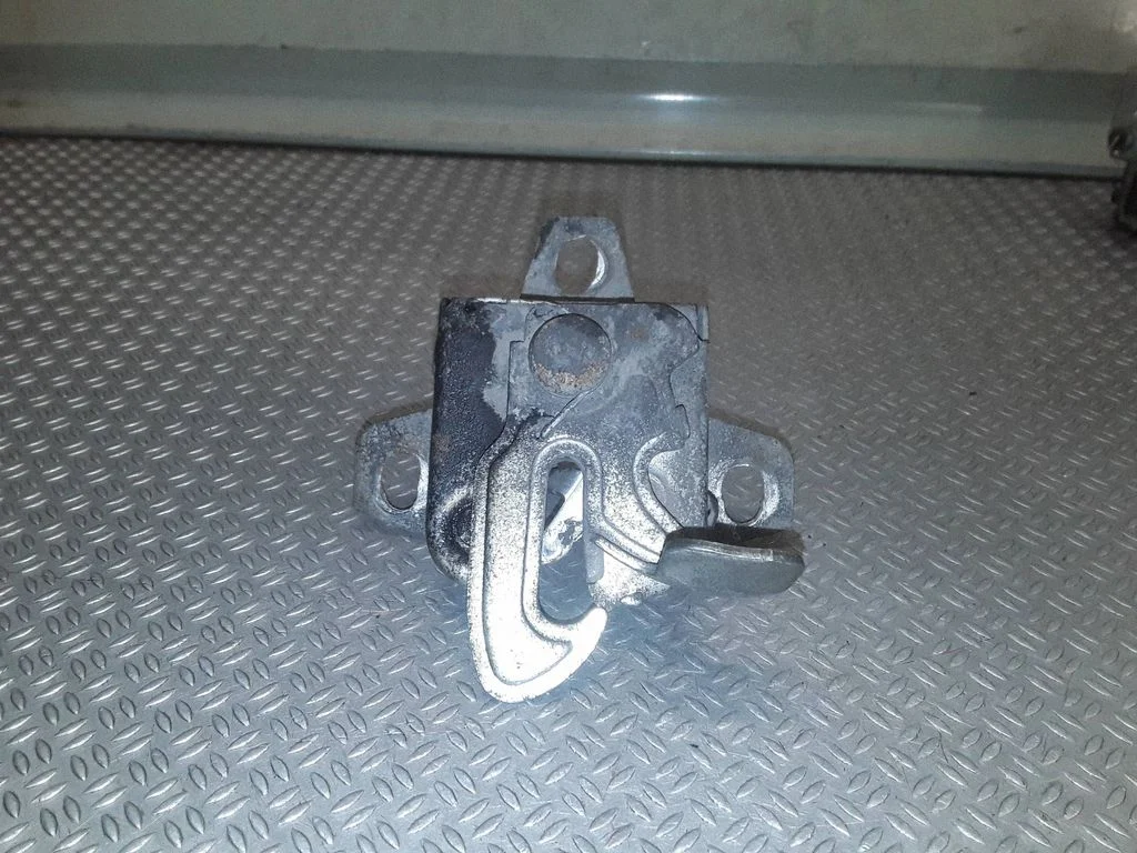 Engine bonnet/hood lock/catch – Citroen Jumper (2007-2013)