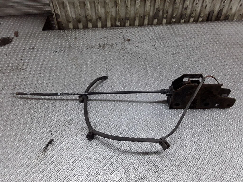 Engine bonnet/hood lock/catch – Seat Altea XL (2004-2015)