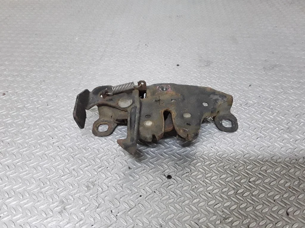 Engine bonnet/hood lock/catch – Nissan Micra (2003-2007)