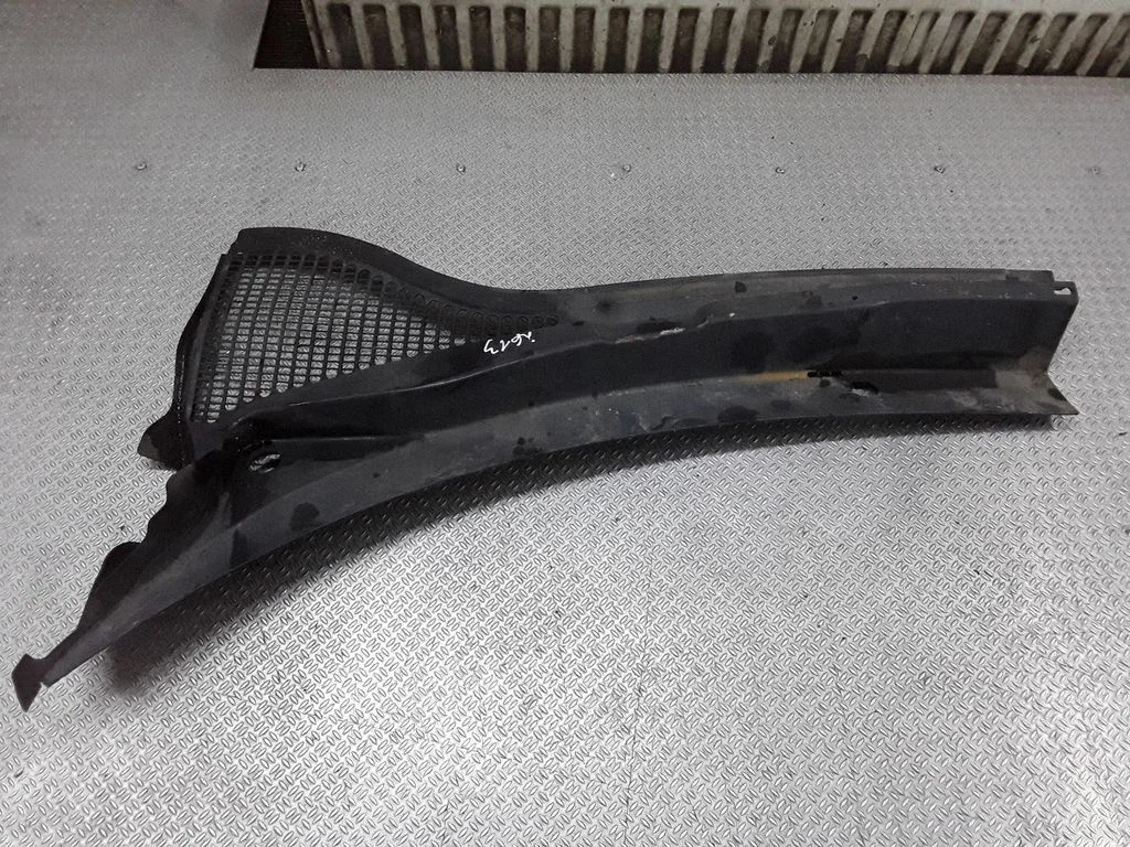 Wiper trim – Skoda Yeti (5L) (2009-2017)