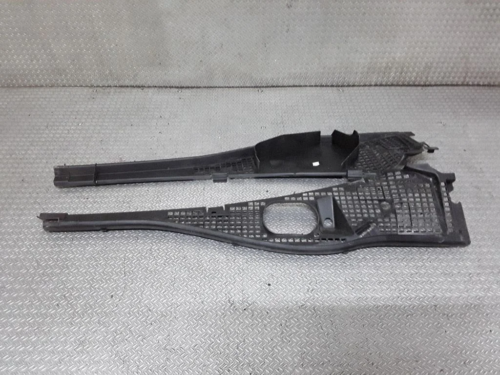 Slotiņu apdare 8200294316