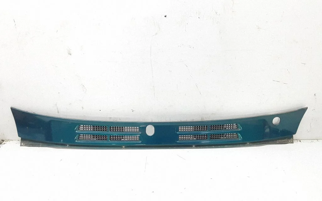 Klaasipuhastite iluliist(id) – Mitsubishi Pajero (1991-1999)