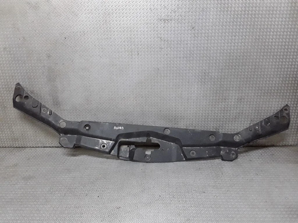 Engine bonnet/hood lock trim molding – Honda Accord (2003-2007)
