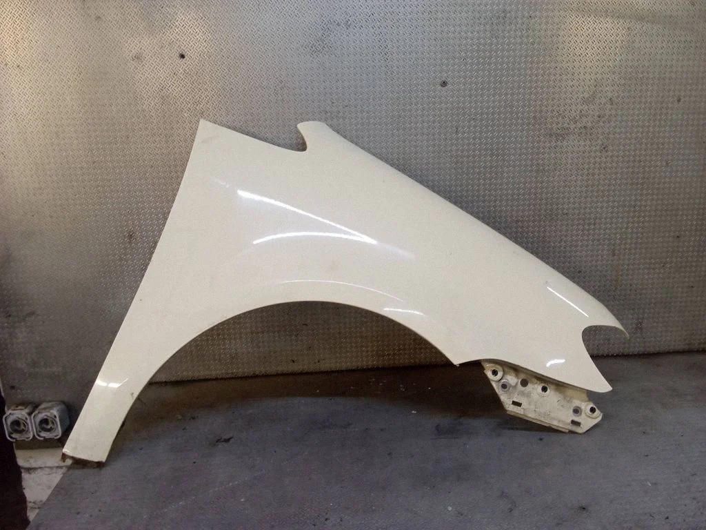 Fender – Volkswagen Touran II (2010-2016)