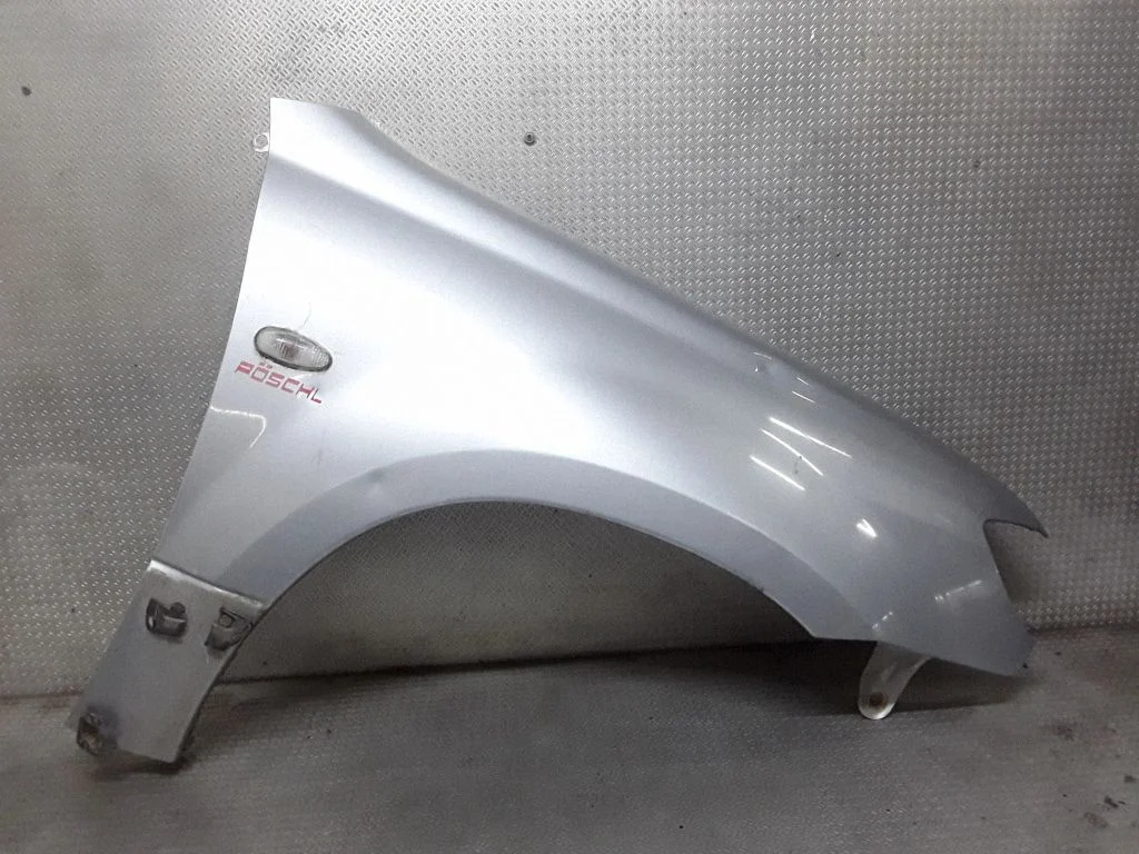 Fender – Mitsubishi Outlander (2001-2007)