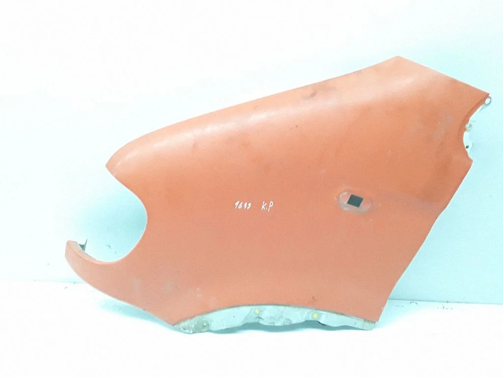 Fender – left