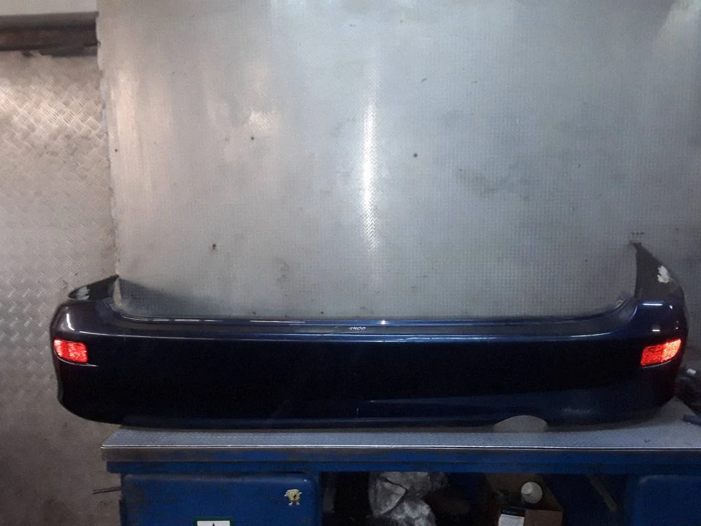 Rear bumper – Toyota Previa (XR30, XR40) II (2000-2006)