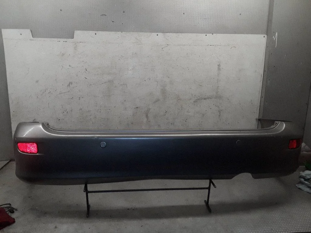 Rear bumper – Toyota Previa (XR30, XR40) II (2000-2006)