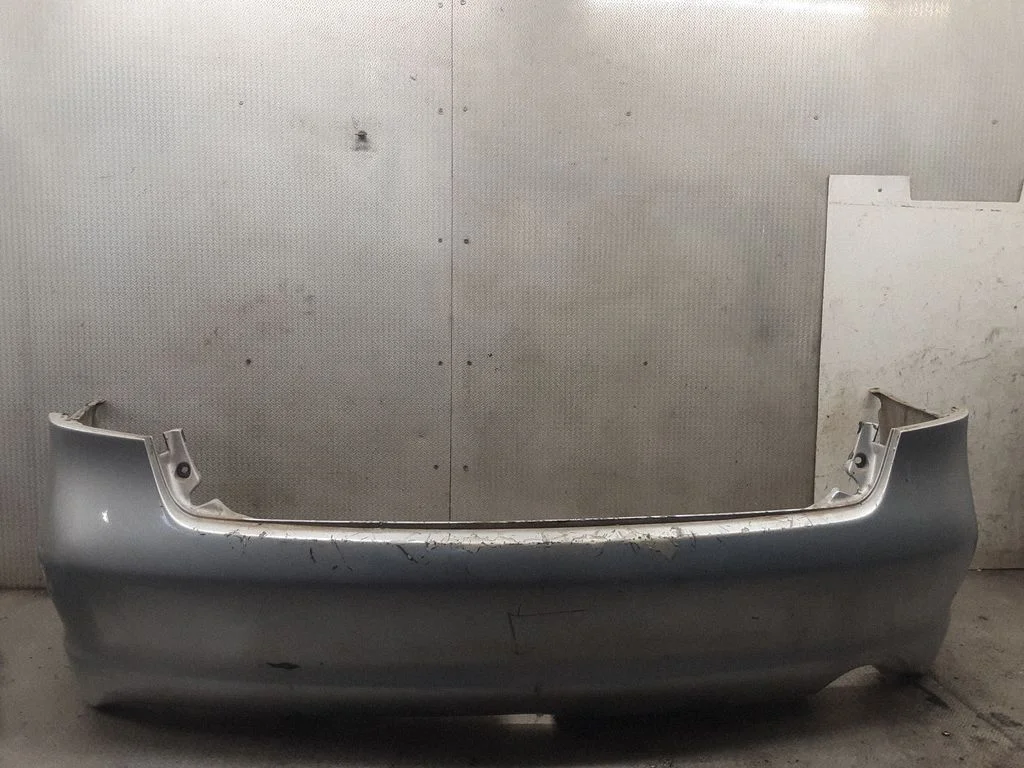 Rear bumper – Mitsubishi Grandis (2003-2011)