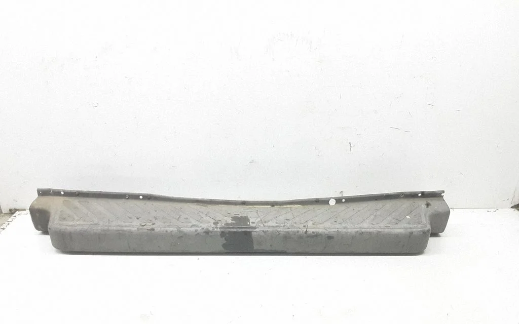 Tagumine kaitseraud YC1517E974