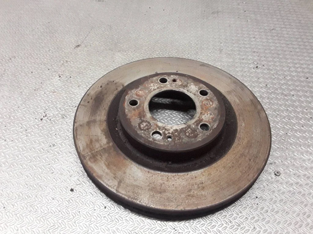 Front brake disc – Mitsubishi Grandis (2003-2011)