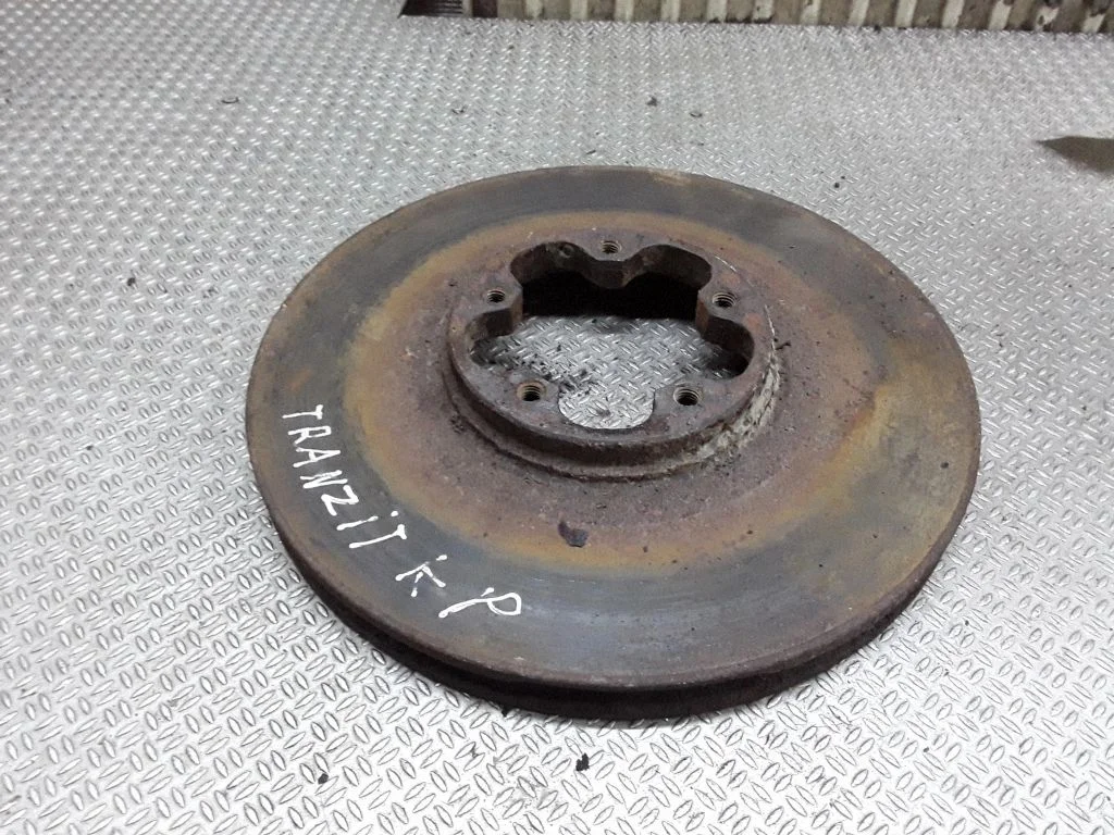 Esimene piduriketas – Ford Transit - Tourneo Connect (2003-2008)