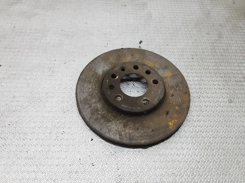 Front brake disc – Opel Signum (2003-2008)