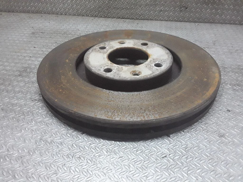 Priekšējais bremžu disks – Peugeot 307 (2001-2005)