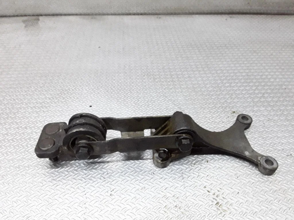 Gearbox mount – Volvo S80 (2004-2006)