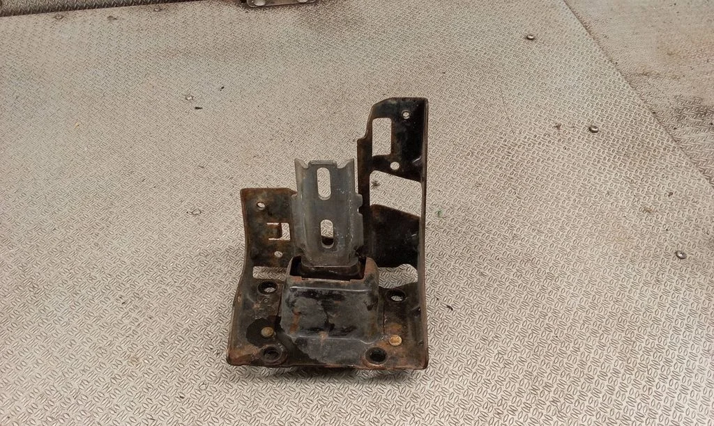 Ātrumkārbas spilvens – Citroen C3 (2016-2024)