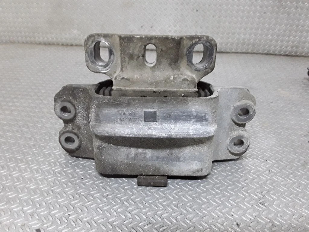 Gearbox mount – Volkswagen Caddy (2004-2010)