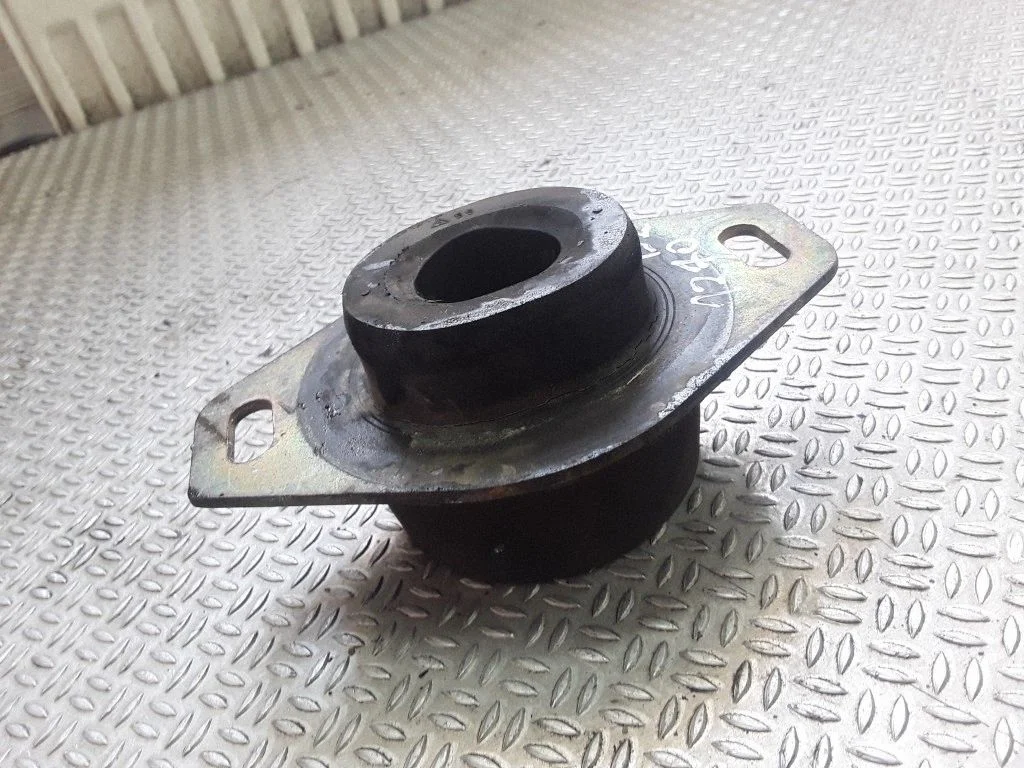 Gearbox mount – Peugeot 307 (2001-2005)