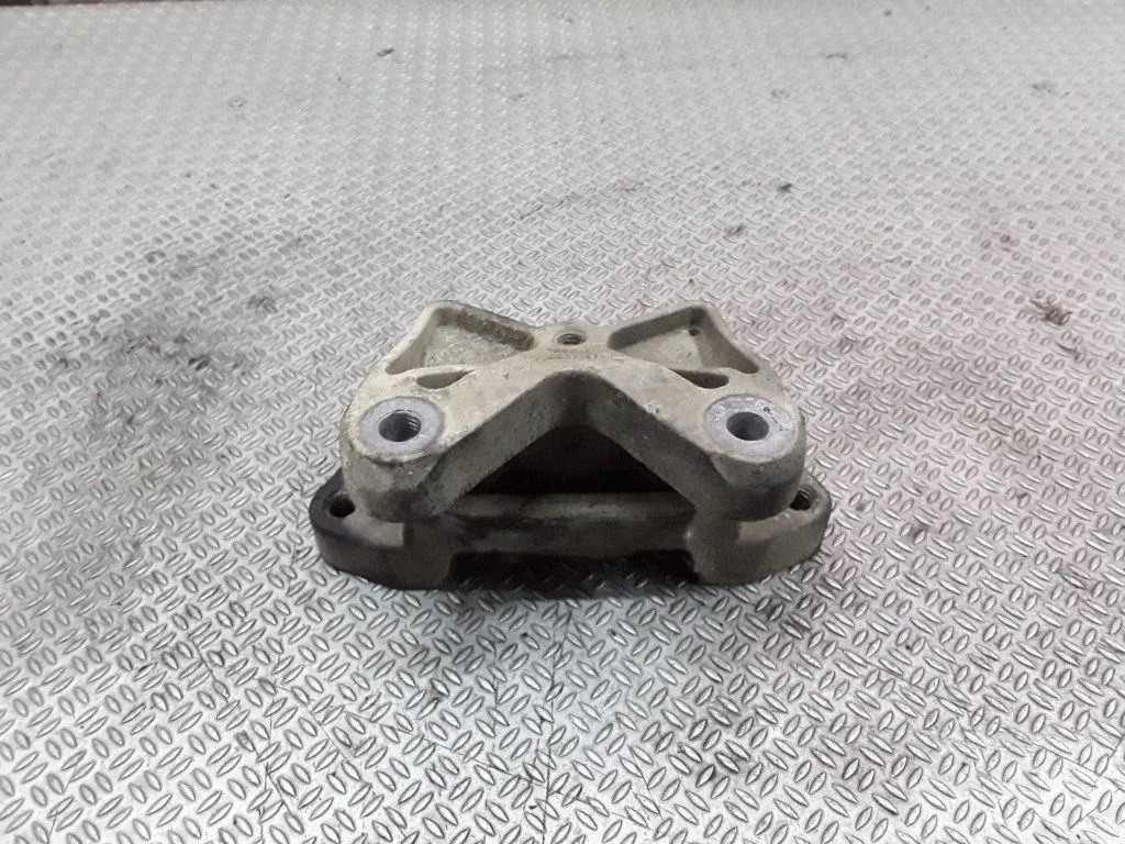 Gearbox mount – Ford Transit -  Tourneo Connect (2003-2008)